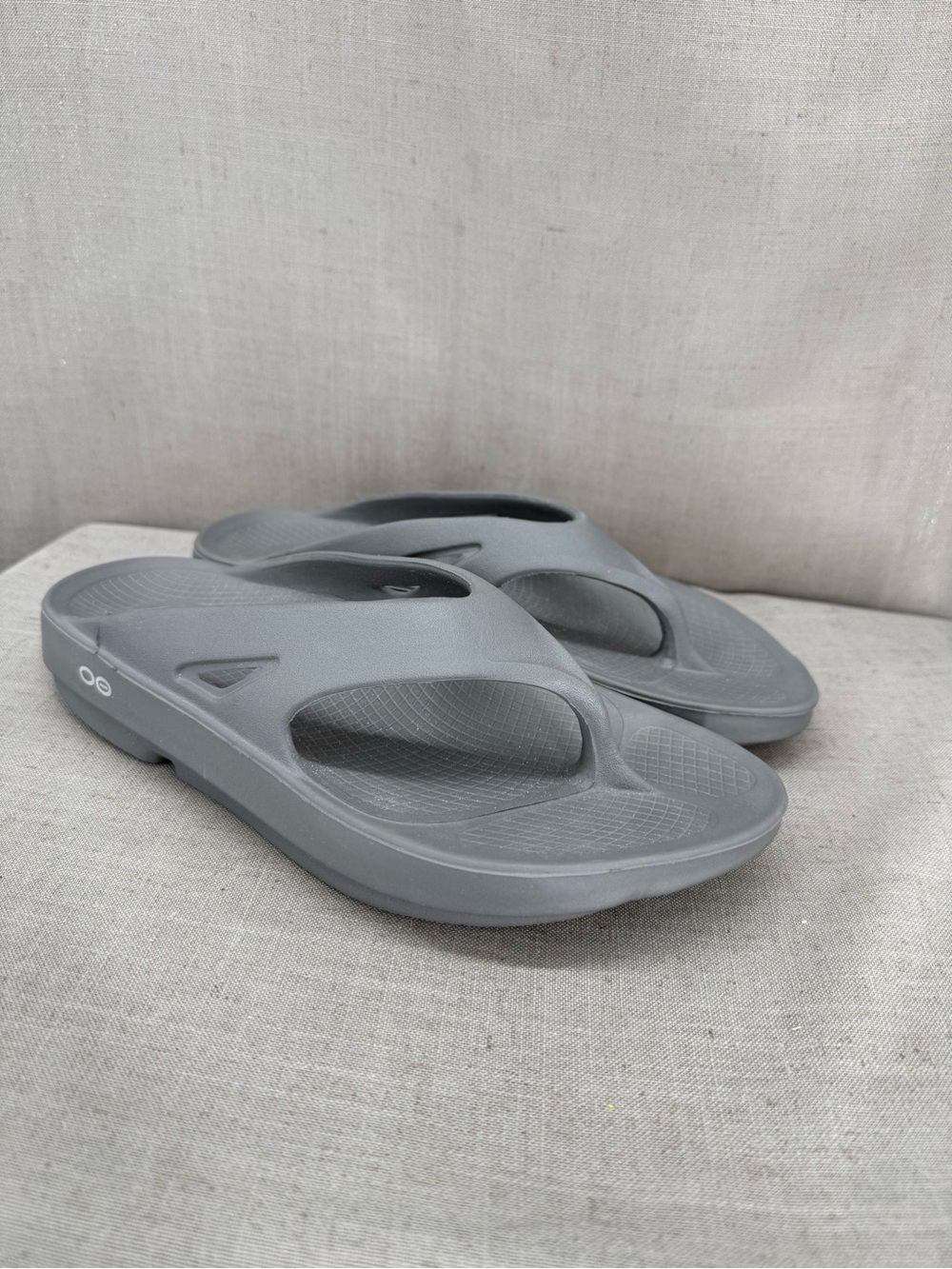 OOFOS OOriginal Recovery Sandal Mens 8 Womens 10 Slate Gray Flip Flop
